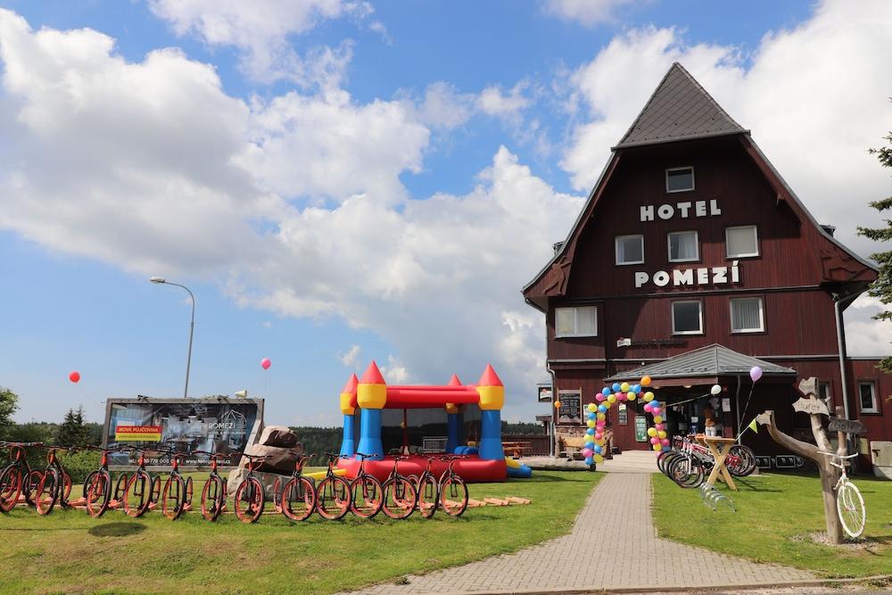 Hotel Pomezí