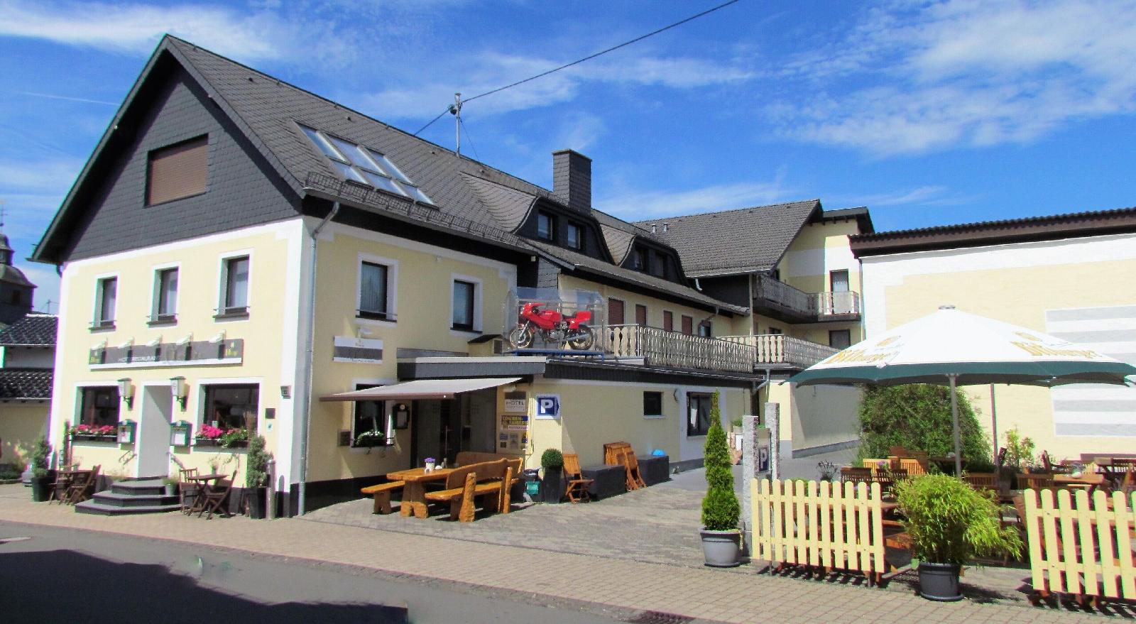 Huellen