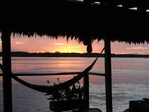 Cabana Flotante Kurupira