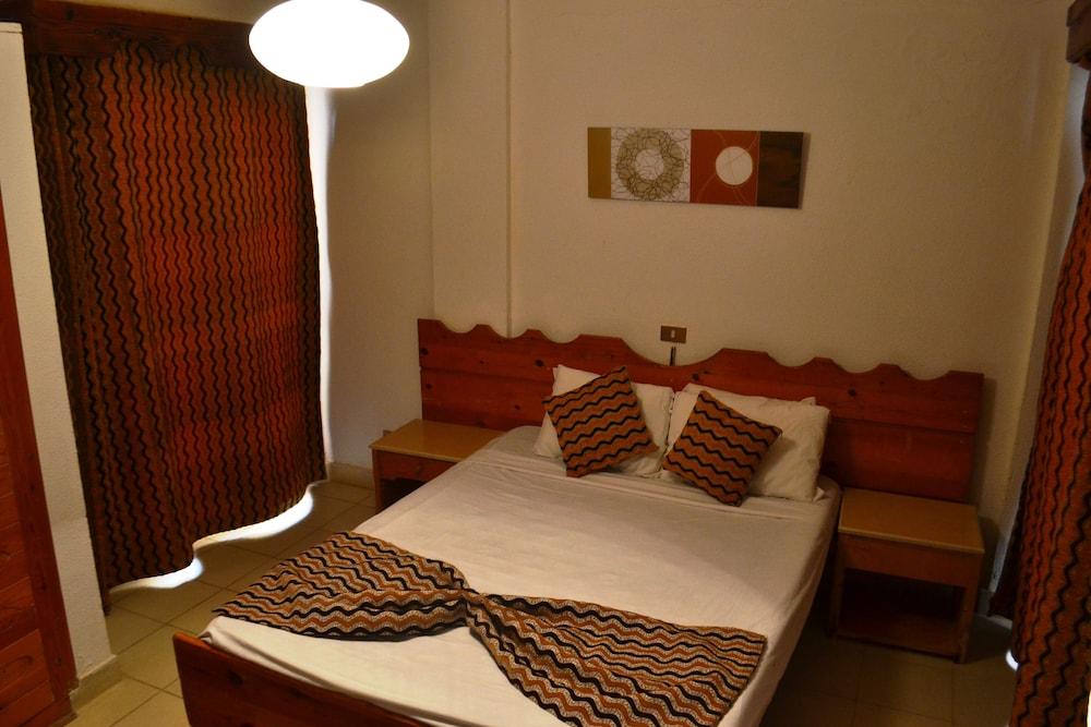 Aida Beach Hotel
