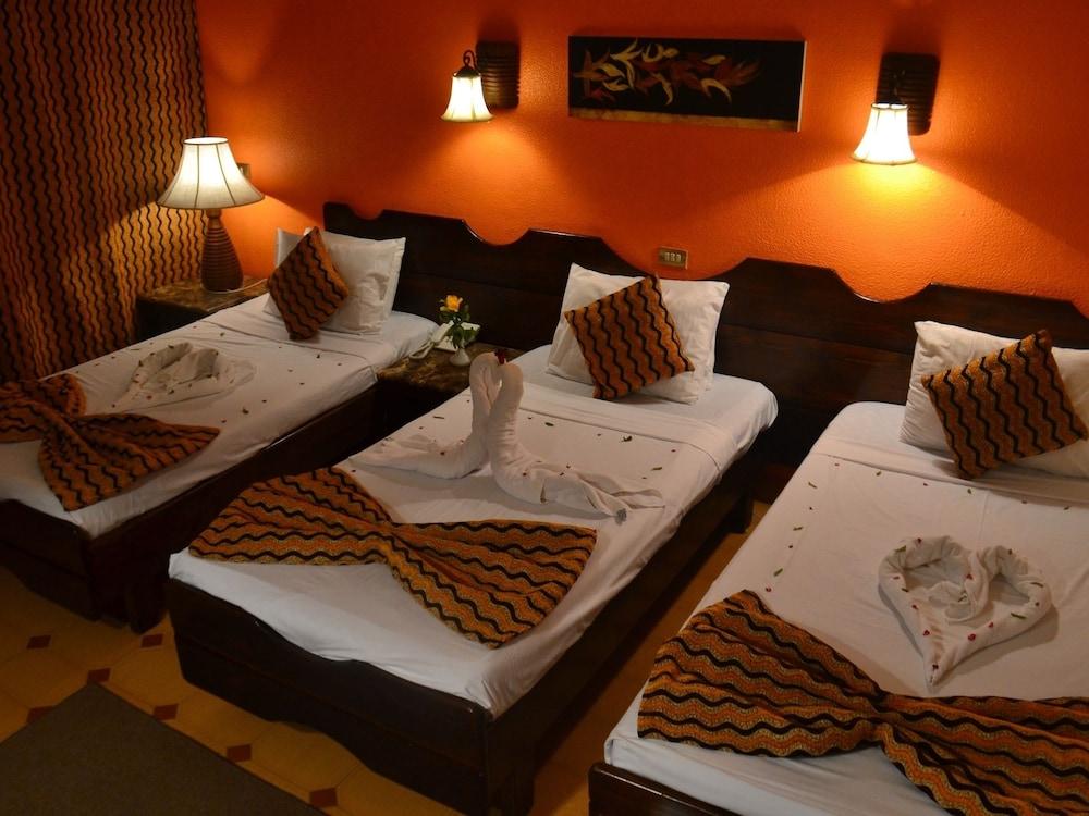 Aida Beach Hotel