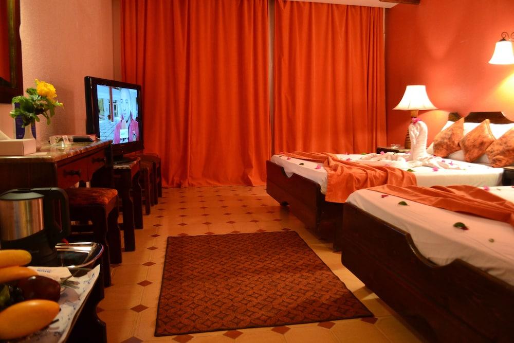 Aida Beach Hotel