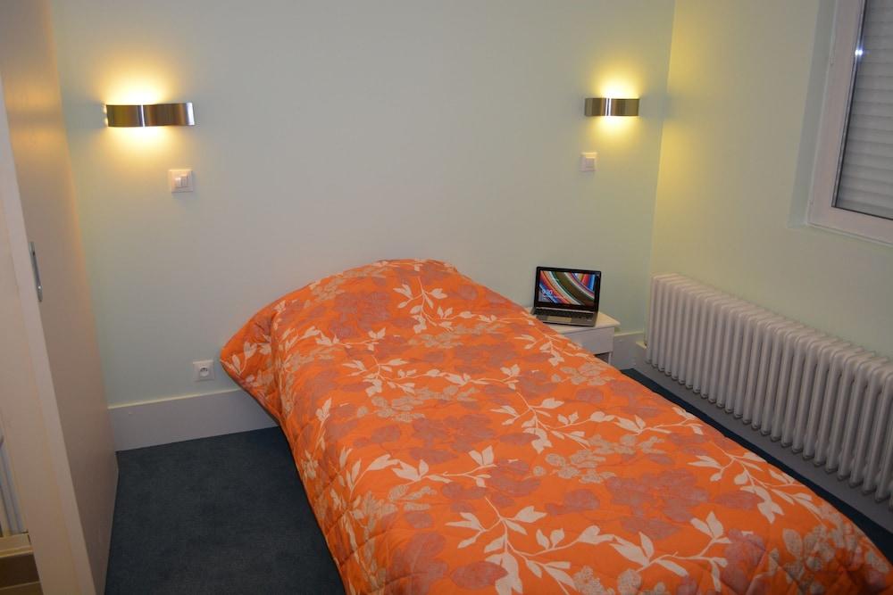 Hotel Le Lyon Bron