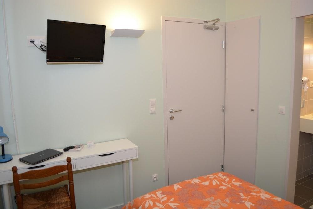 Hotel Le Lyon Bron