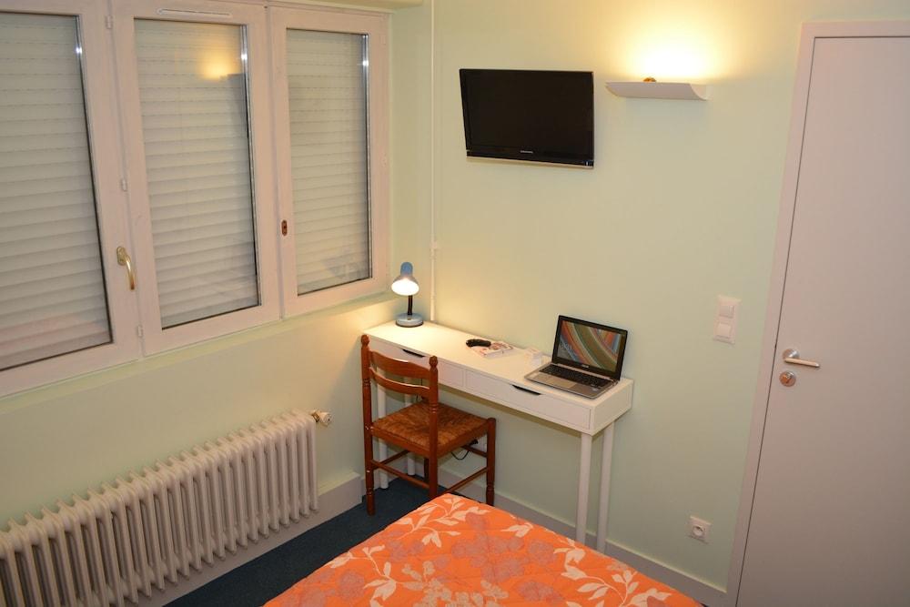 Hotel Le Lyon Bron