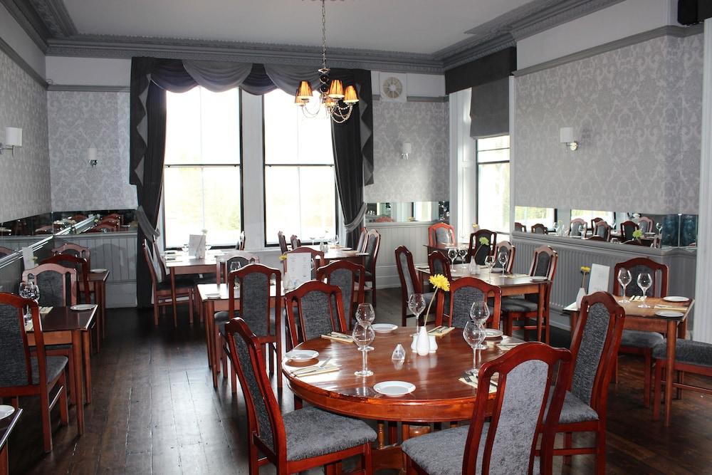 The Coquetvale Hotel