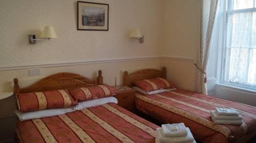 Hampton Court Guest House