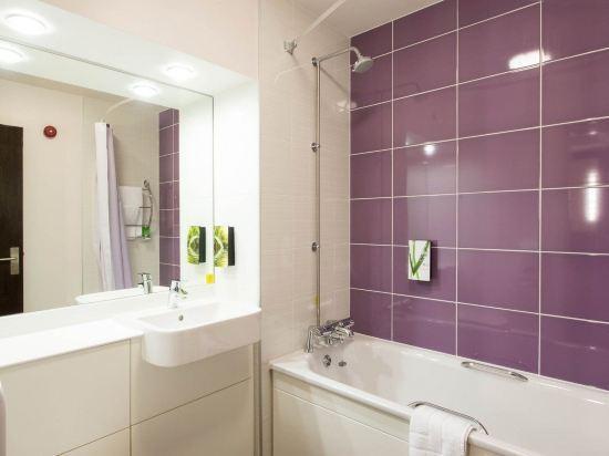 Premier Inn Lichfield City Centre