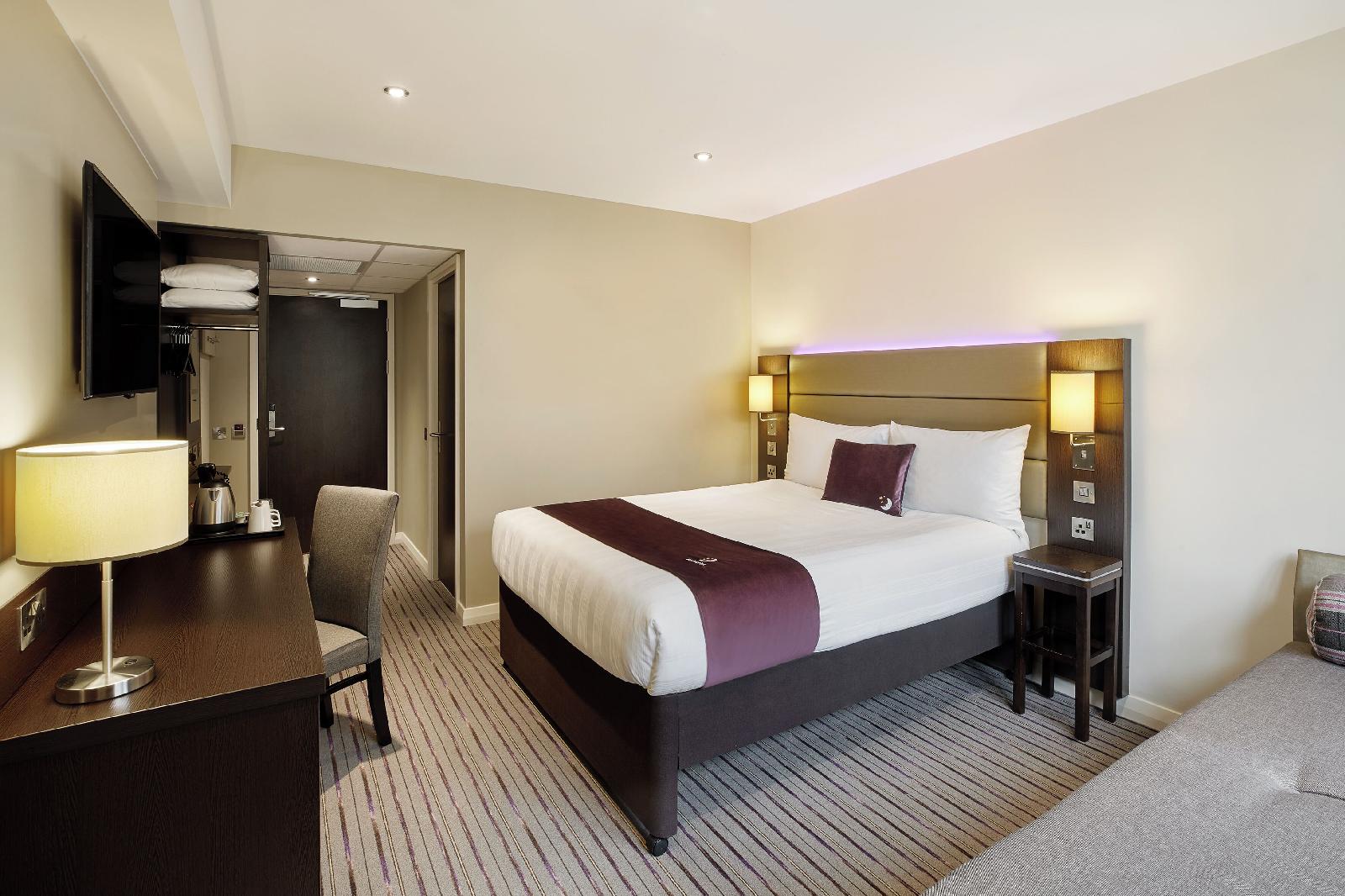 Premier Inn St Albans City Centre