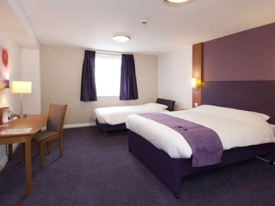 Premier Inn Eastbourne Town Centre