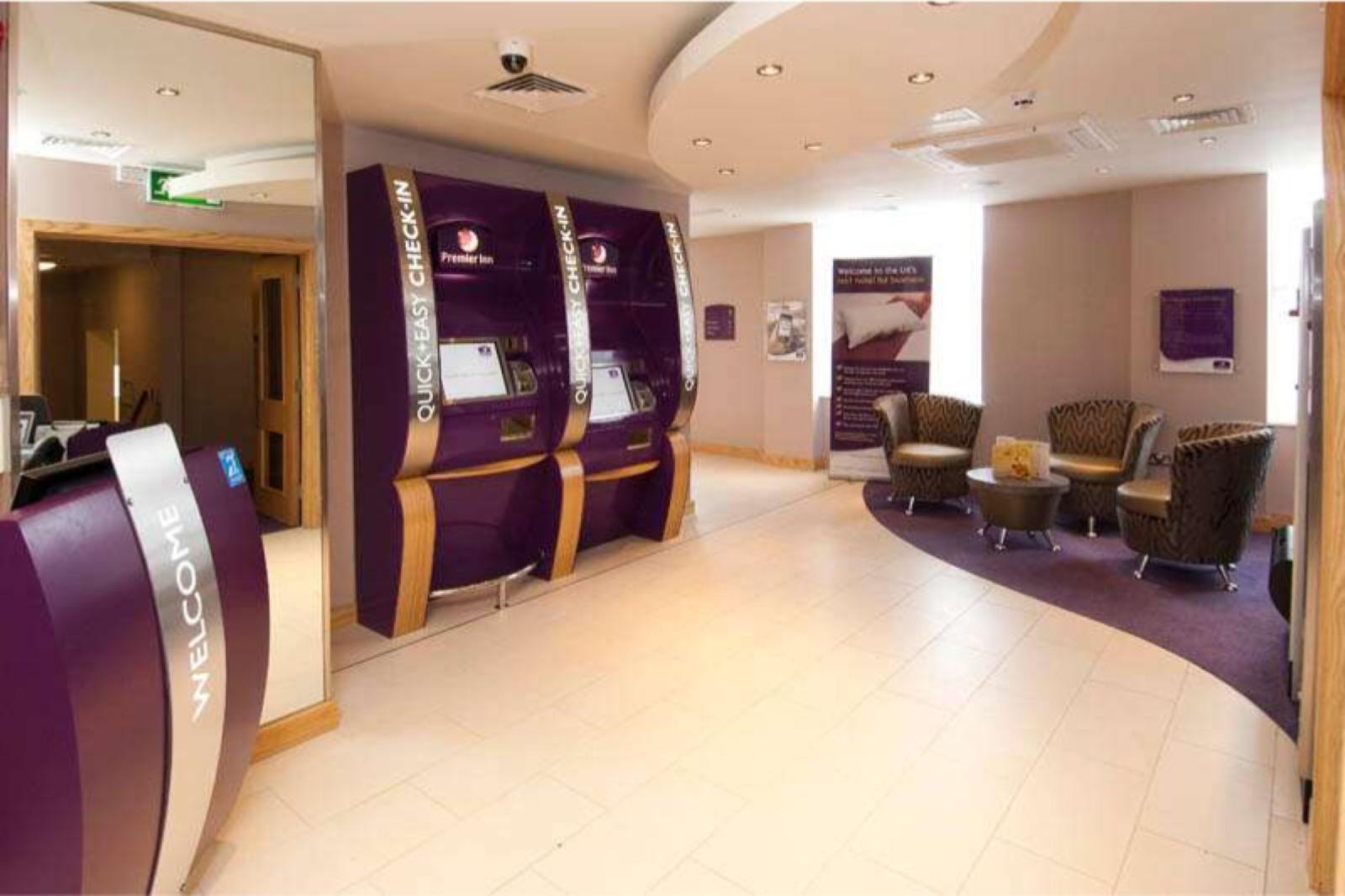 Premier Inn Stratford Upon Avon Central