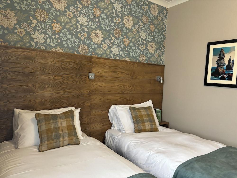 Abbey Inn