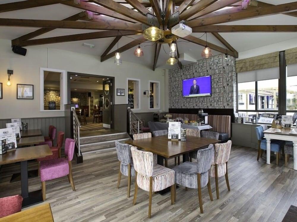Abbey Inn