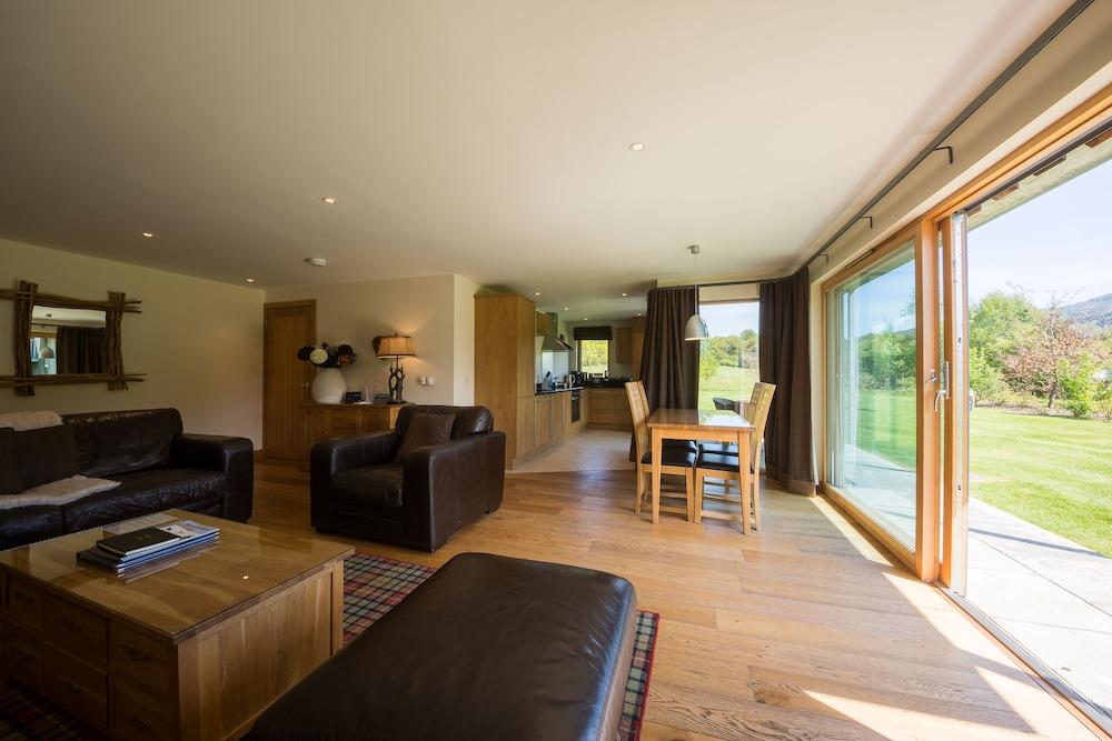 Mains of Taymouth