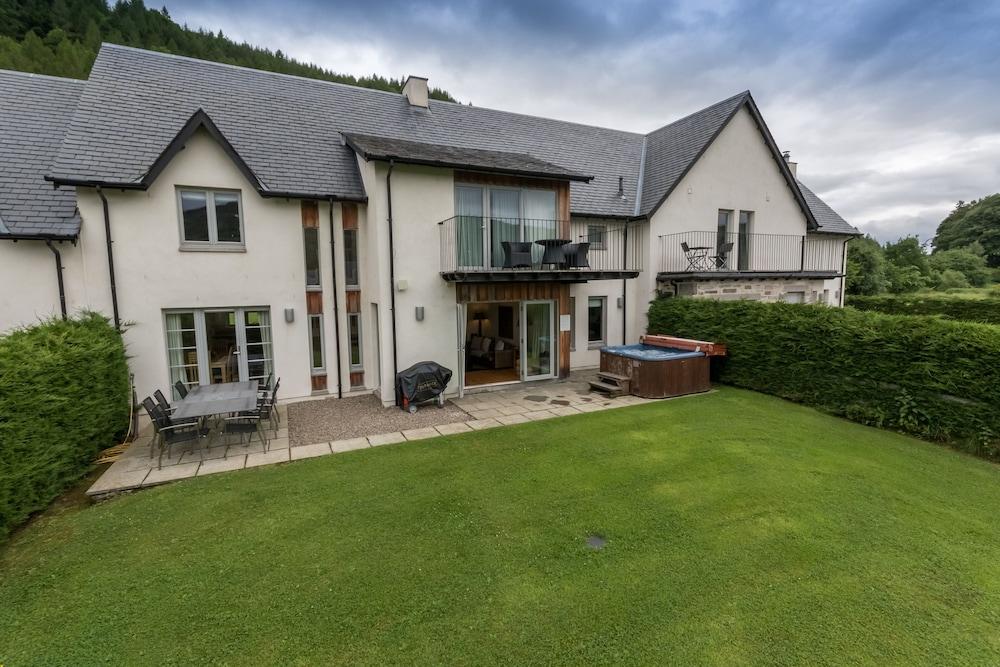 Mains of Taymouth