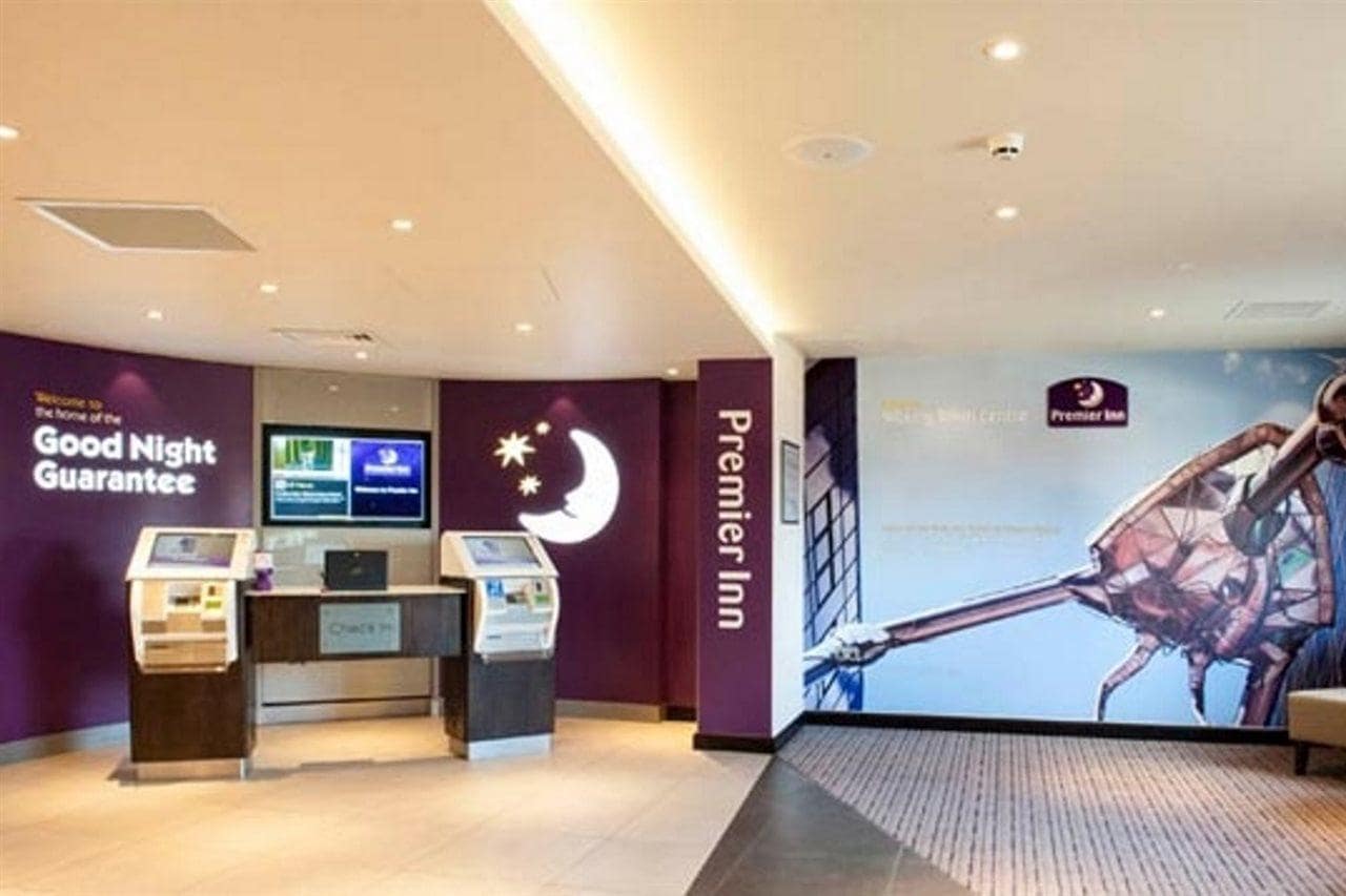 Premier Inn Woking Town Centre