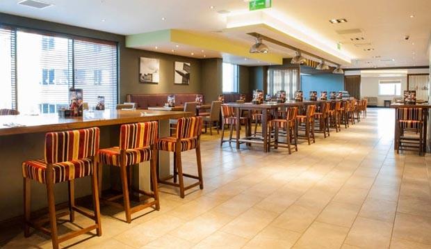 Premier Inn Woking Town Centre