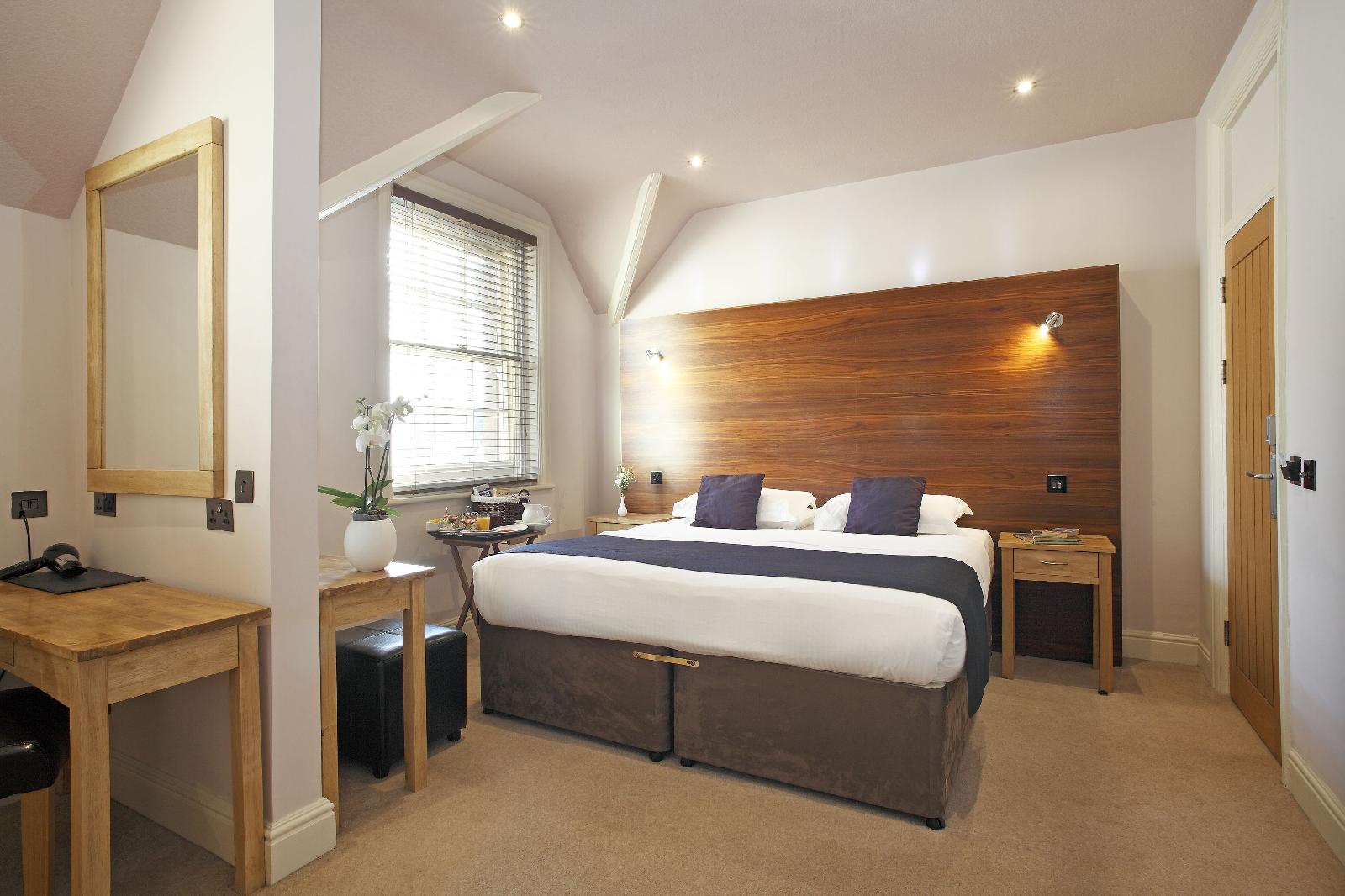 Castle Hotel