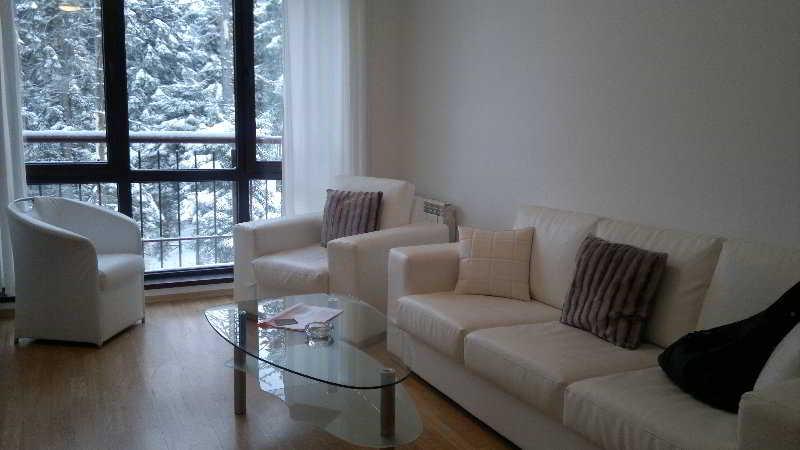 Flora Apartments by Persey Travel Agency