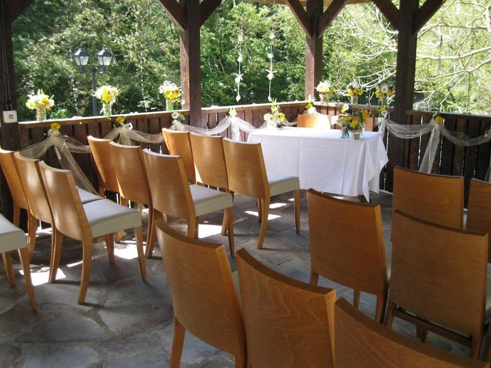 The Mill House Inn