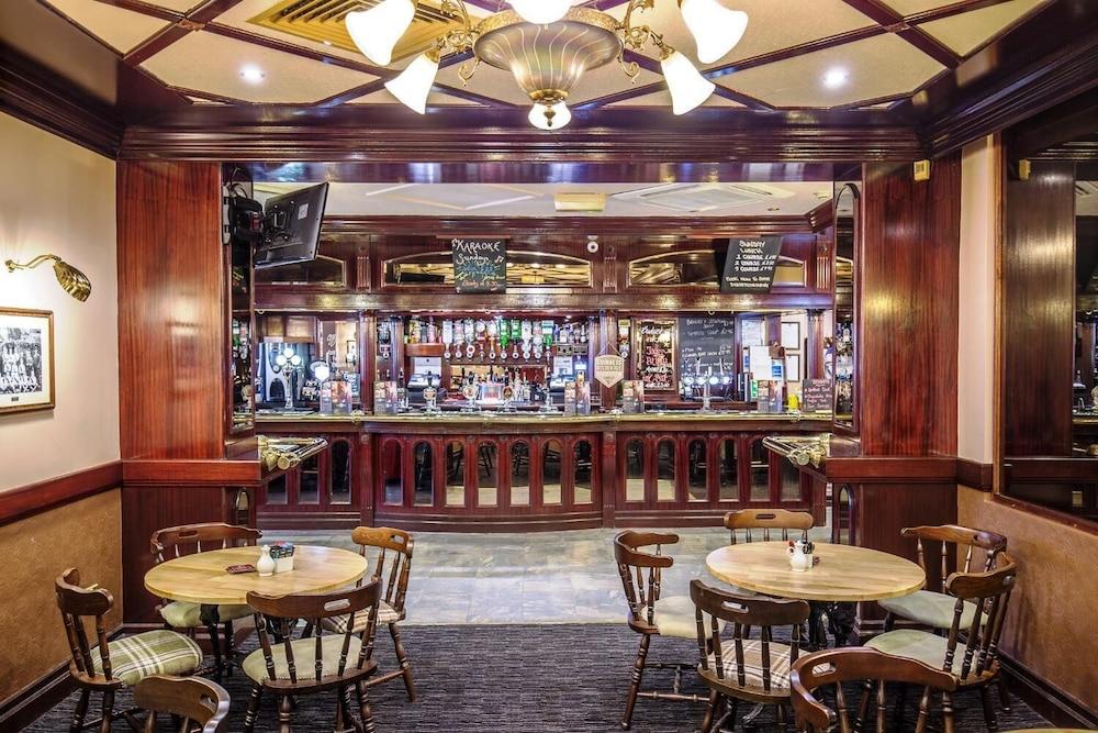The Globe Inn