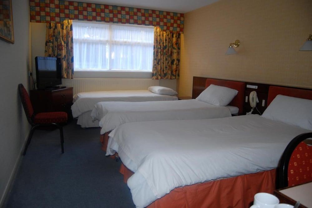 The Brecon Hotel