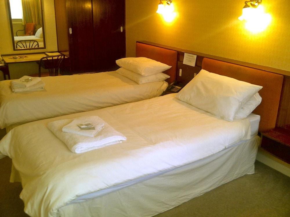 The Brecon Hotel