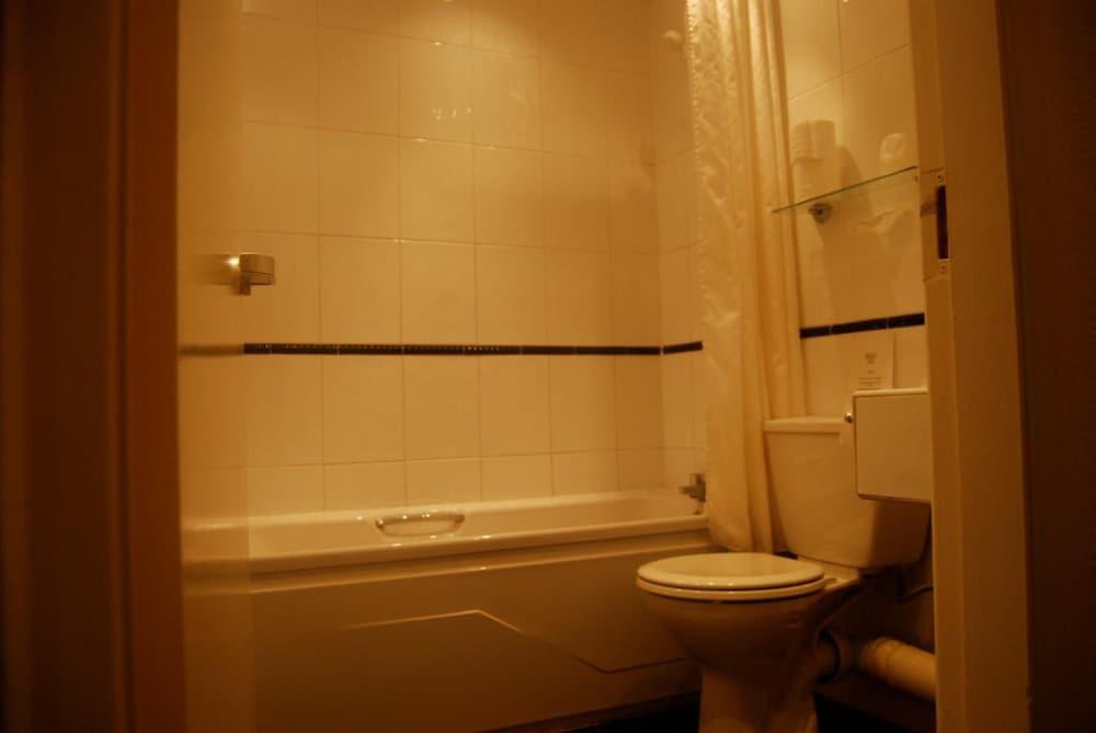 The Brecon Hotel