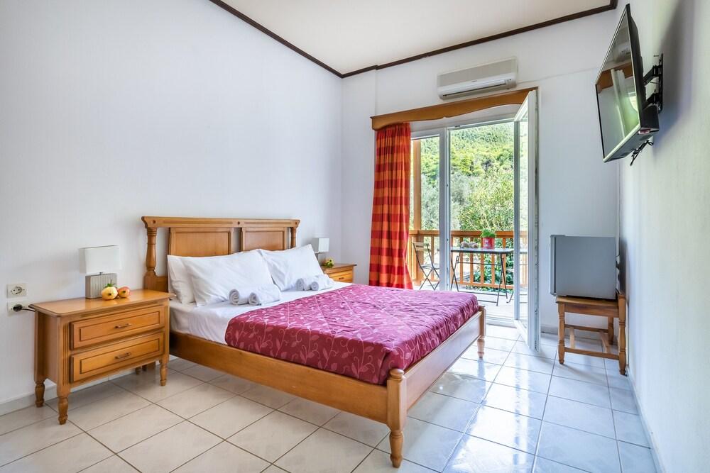 Elios Holidays Hotel