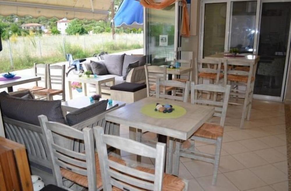 Villa Maria Studios & Suites