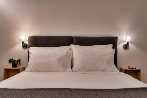 Hotel Adonis