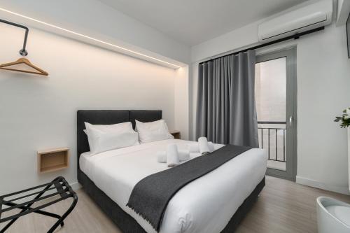 Hotel Adonis