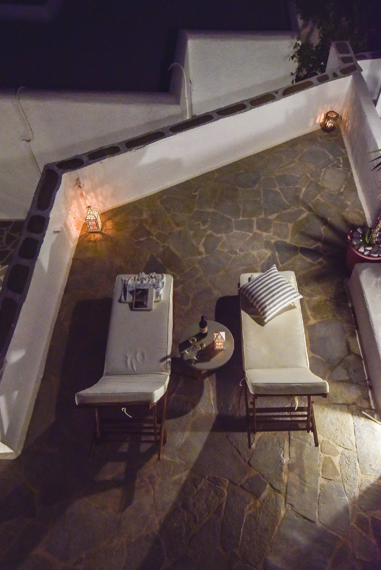 Cavos Studios & Appartements