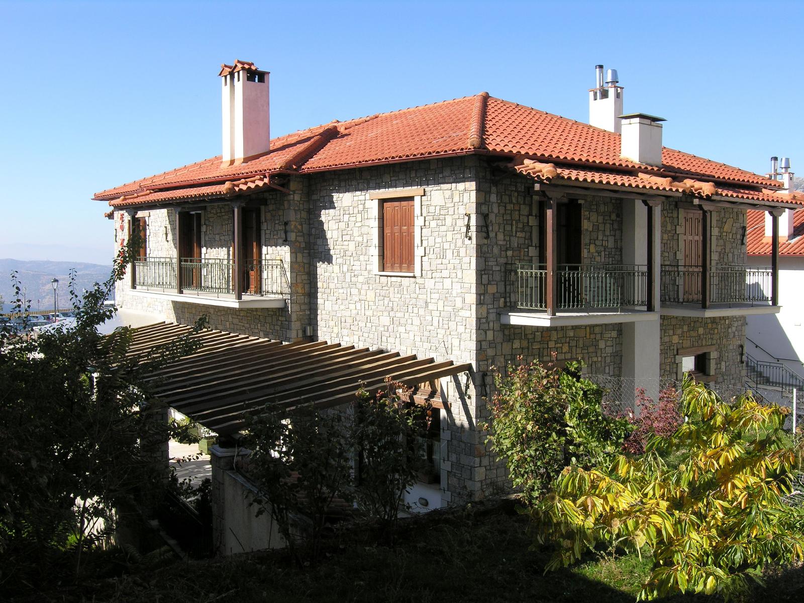 Ef Zin Studios & Suites Hotel