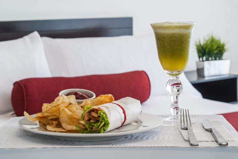 Travelers Orange Suites
