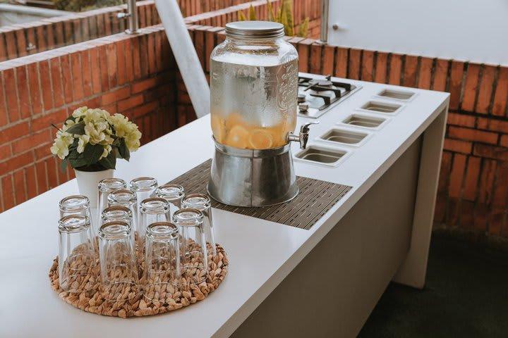 Travelers Orange Suites