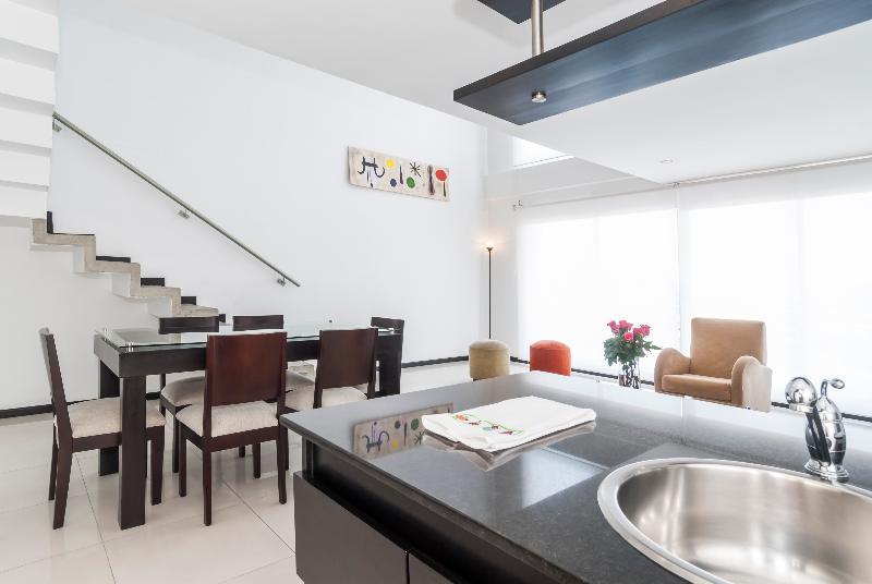 Travelers Orange Suites