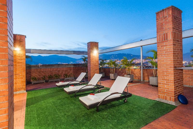Travelers Orange Suites