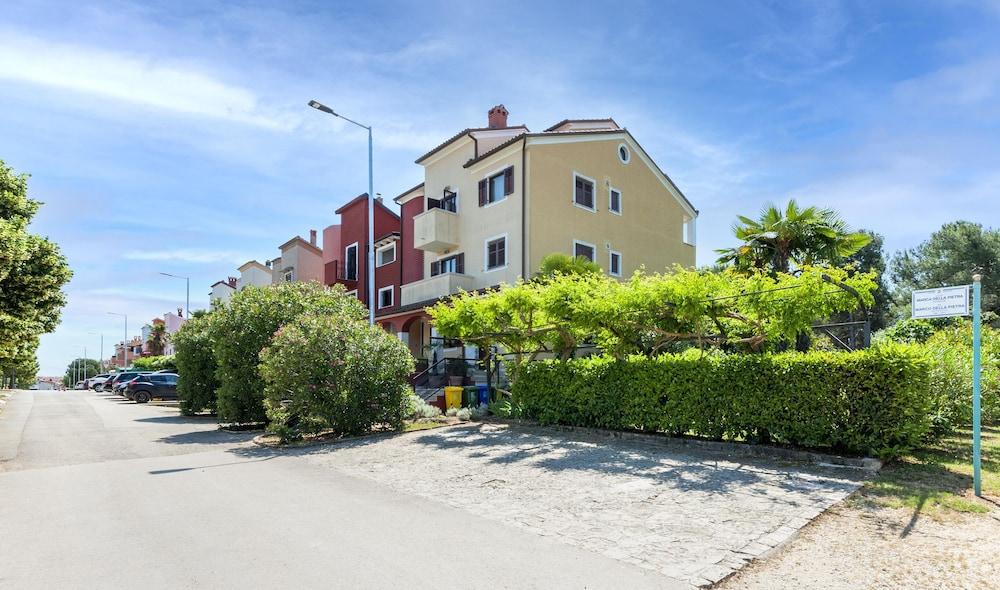 Apartments Villa Rossella 2