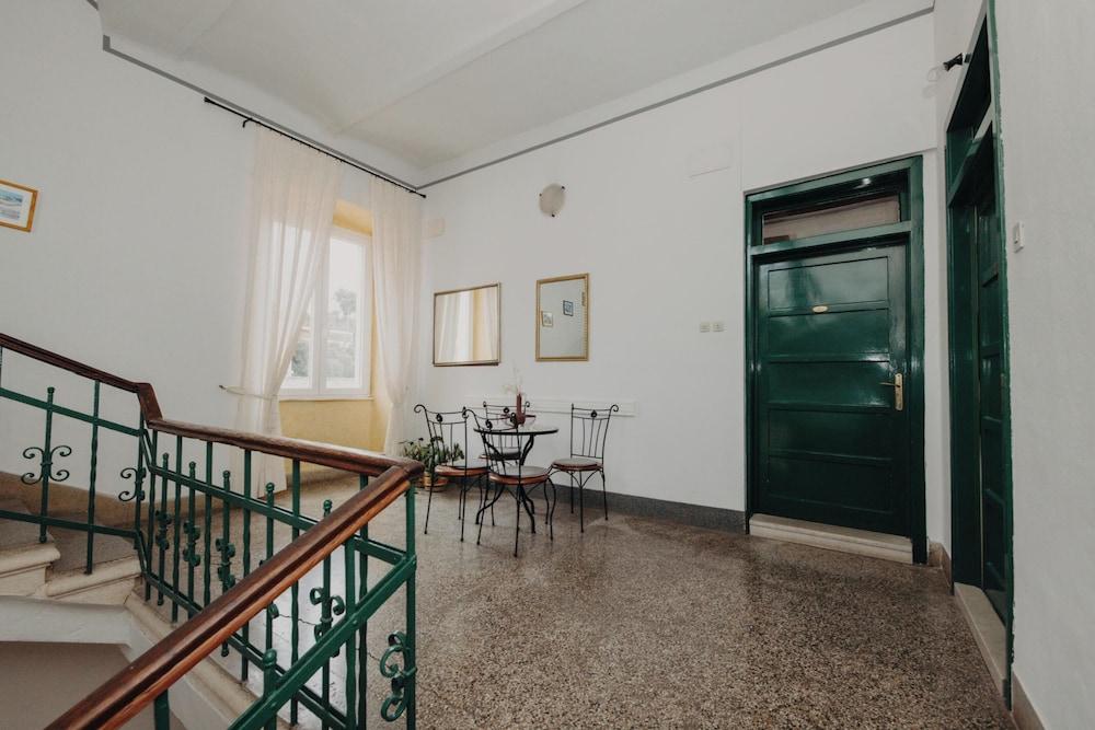 Apartments Villa Rossella 2