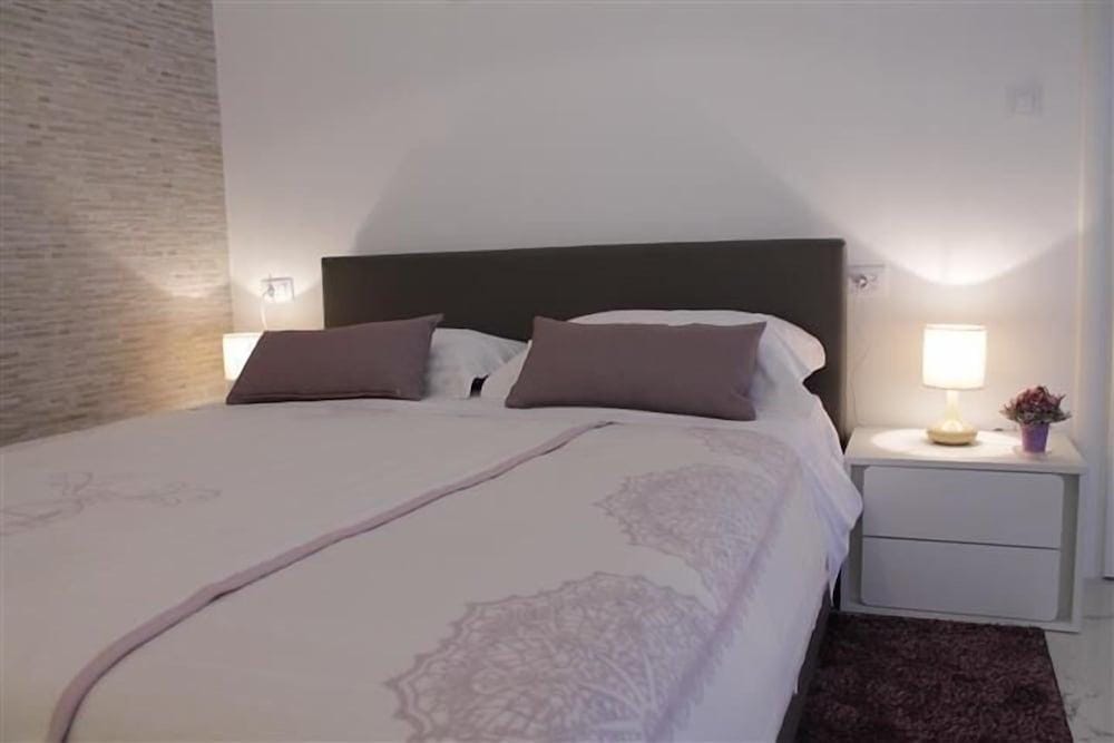 Apartments Nerio