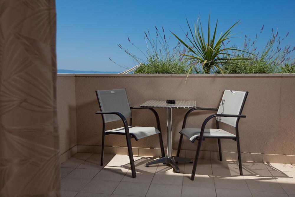 Apartments Agava