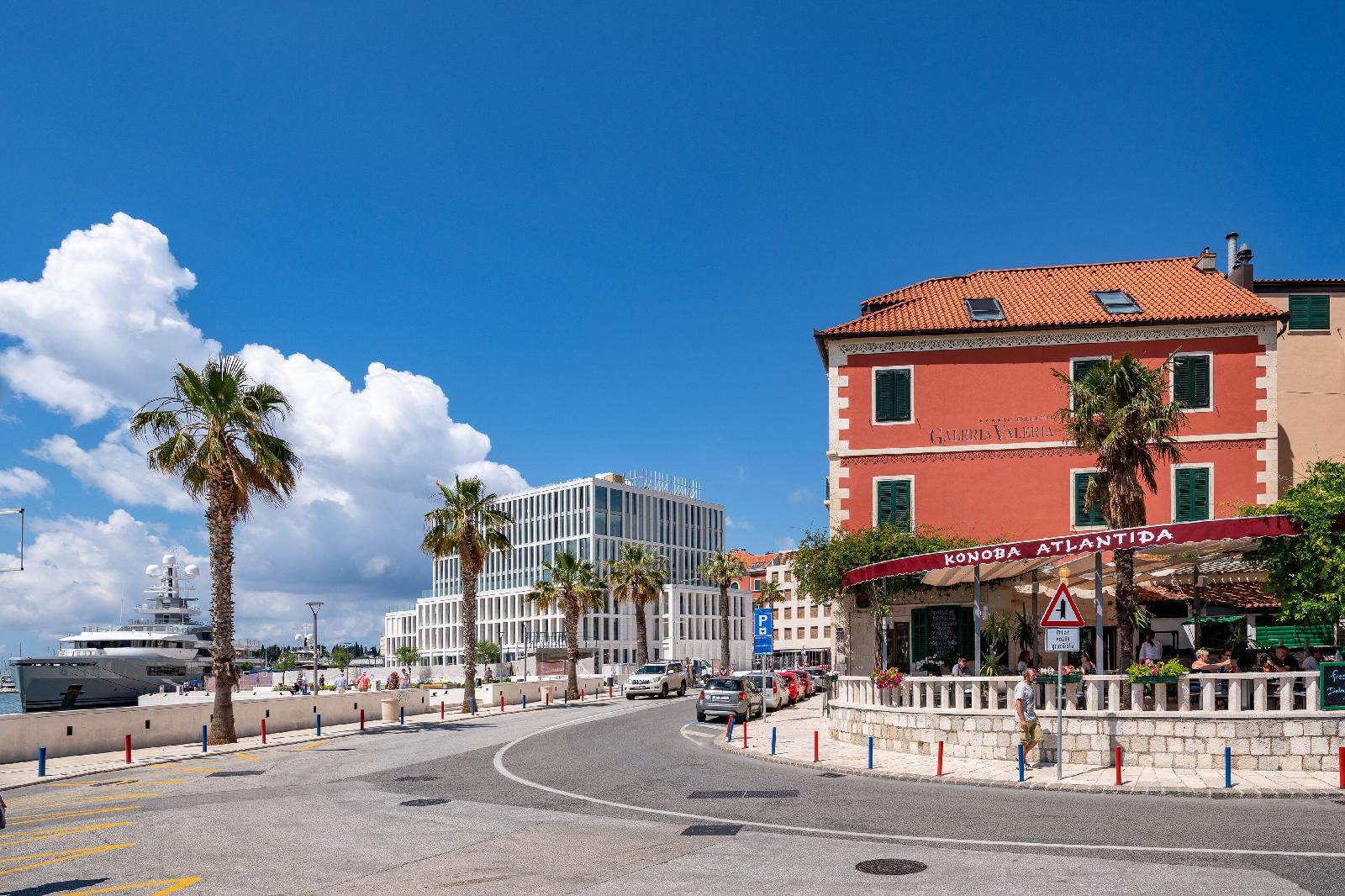 Galeria Valeria Seaside Downtown