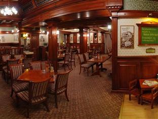 Nelson Hotel