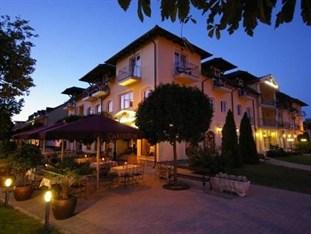 Xavin Wellness Hotel
