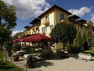 Xavin Wellness Hotel