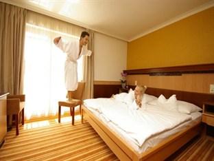 Xavin Wellness Hotel