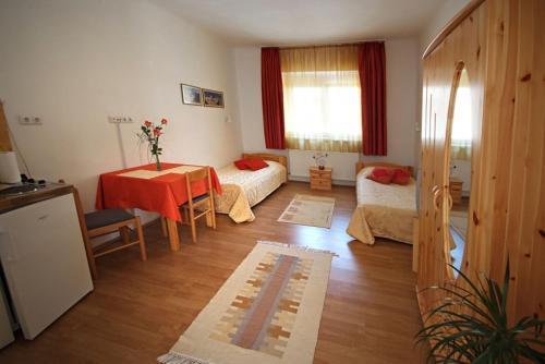 Humgaria Apartmanhaz