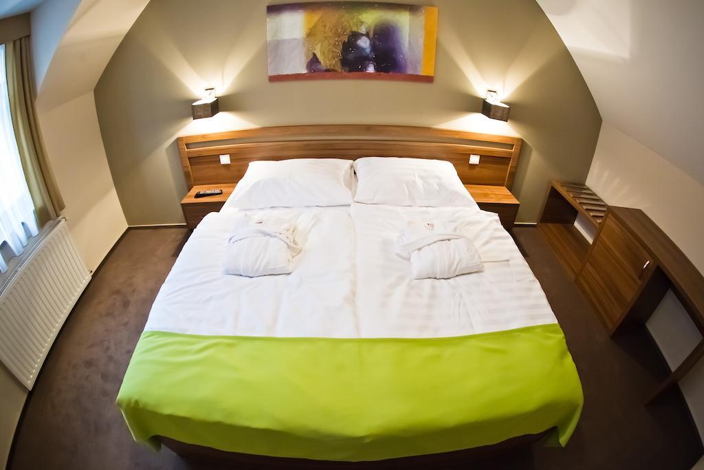 Oliva Hotel