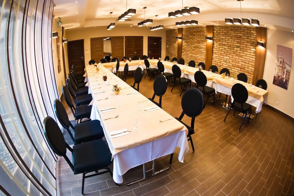 Oliva Hotel